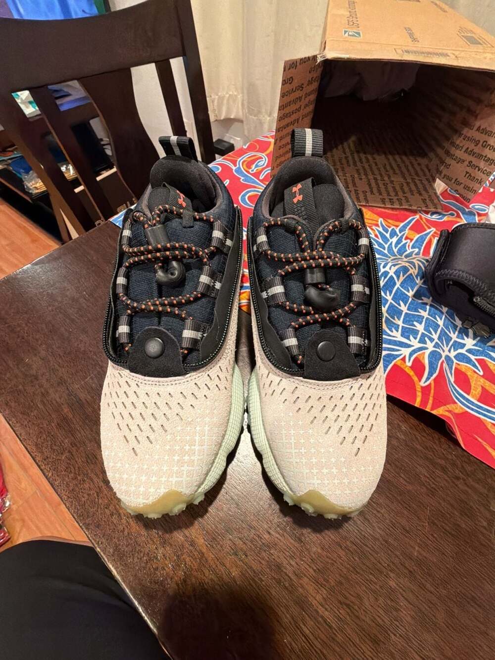 Under Armour HOVR Summit Fat Tire Delta Ghost Grey Black Trail Shoes Size 3.5